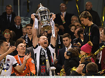 Holders Dundalk drawn away to...